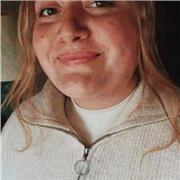 Studentessa laureata in storia dell’arte e spettacolo, diplomata in cinema e fotografia. Offro lezioni in storia dell’arte